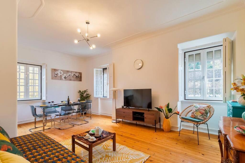 A Casa Amarela De Sintra Apartment ภายนอก รูปภาพ